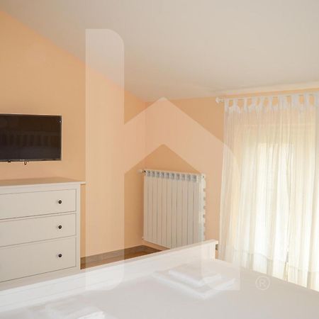 דירות פינטו Homiday - Residenza D'Annunzio מראה חיצוני תמונה