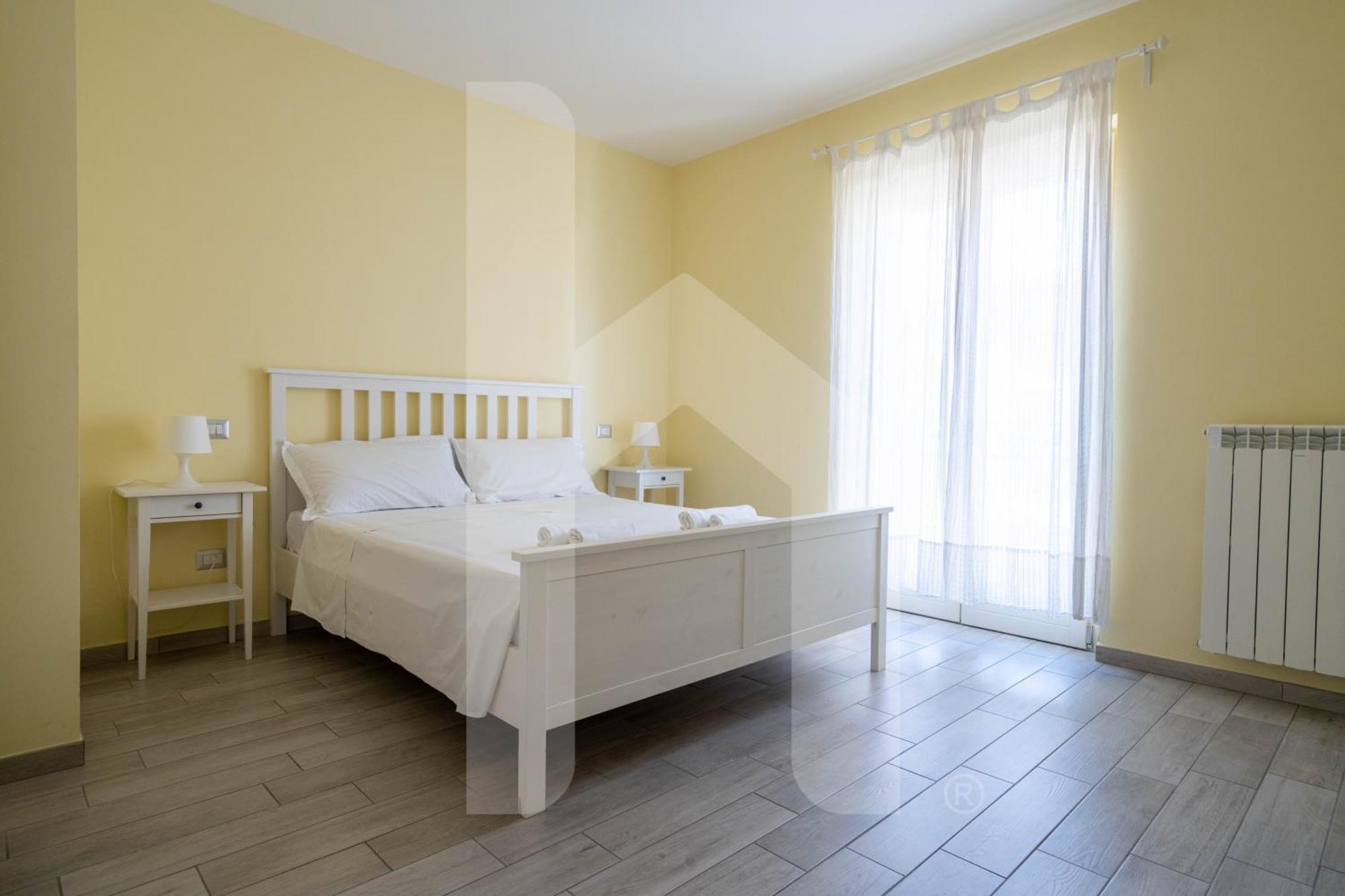 דירות פינטו Homiday - Residenza D'Annunzio מראה חיצוני תמונה