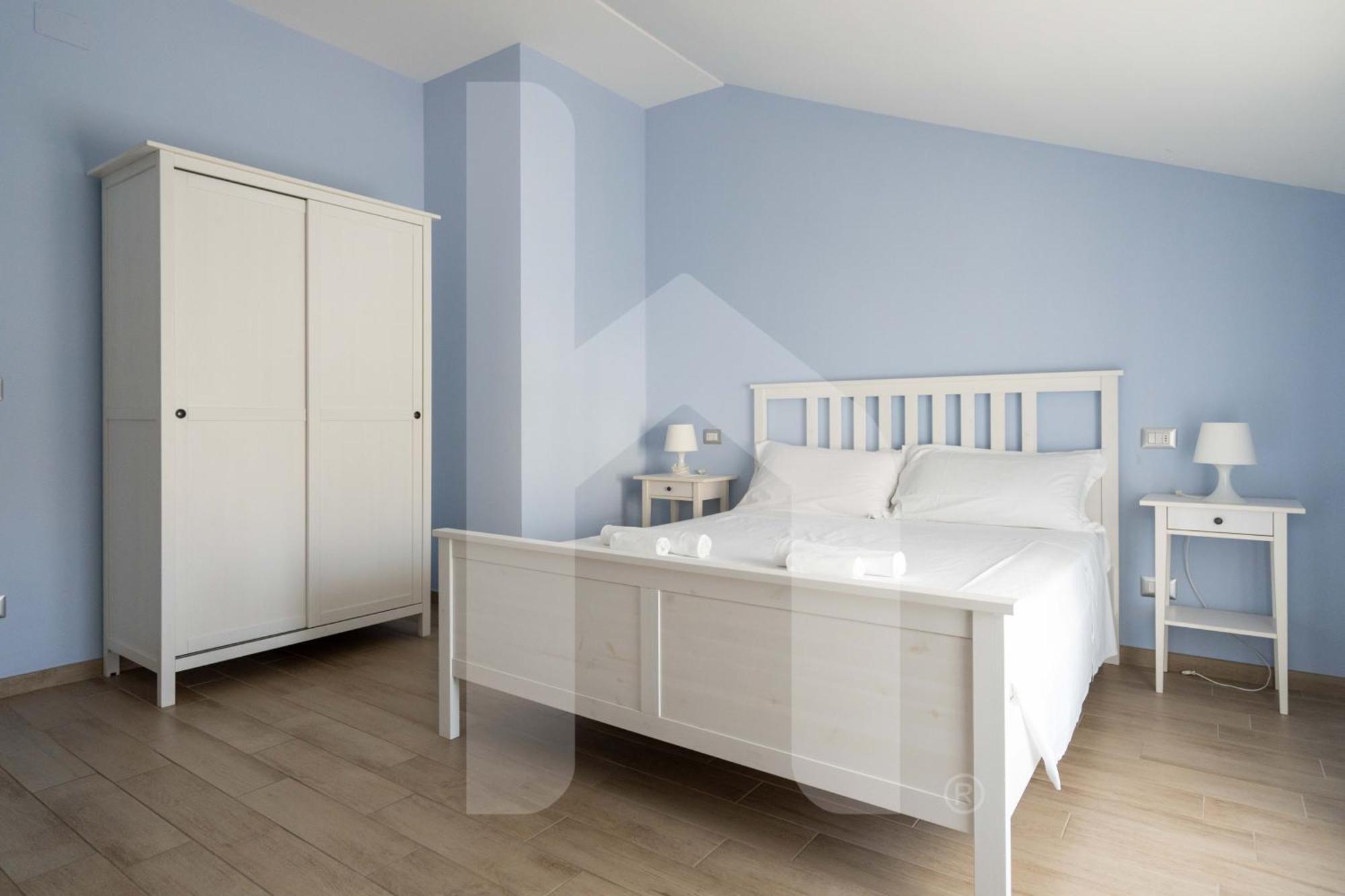 דירות פינטו Homiday - Residenza D'Annunzio מראה חיצוני תמונה
